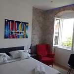 And Perfect Dream In Gostinjska kuća Split
