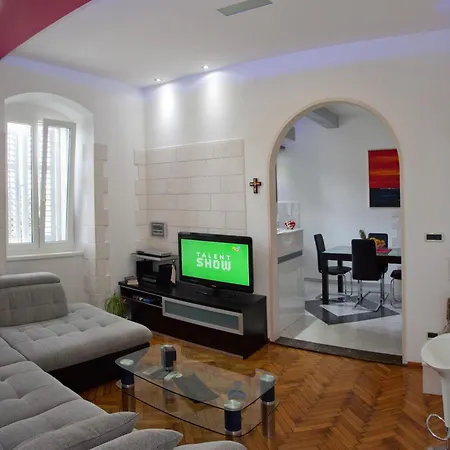 And Perfect Dream In 4* سبليت