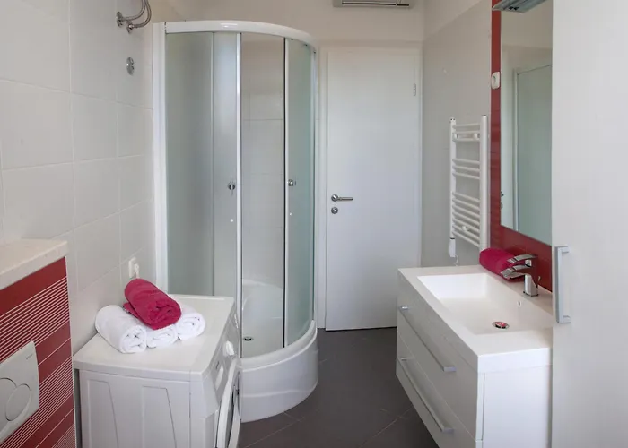 And Perfect Dream In 4*